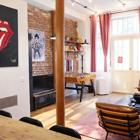 Montmartre Rue Des Martyrs Loft With Ac, 4-7 Peo Paris