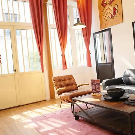 Montmartre Rue Des Martyrs Loft With Ac, 4-7 Peo Apartment Paris