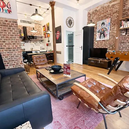 Apartment Montmartre Rue Des Martyrs Loft With Ac, 4-7 Peo