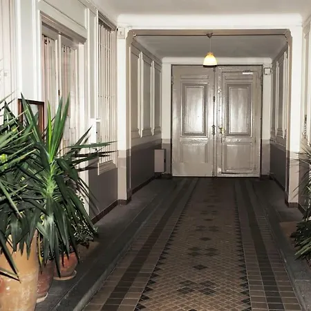 Montmartre Rue Des Martyrs Loft With Ac, 4-7 Peo Appartamento Parigi