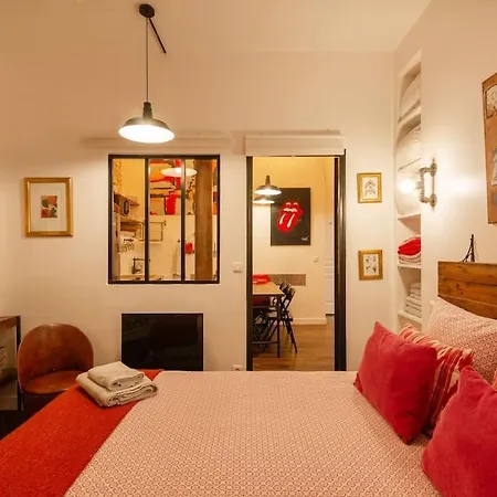 Montmartre Rue Des Martyrs Loft With Ac, 4-7 Peo * Parigi